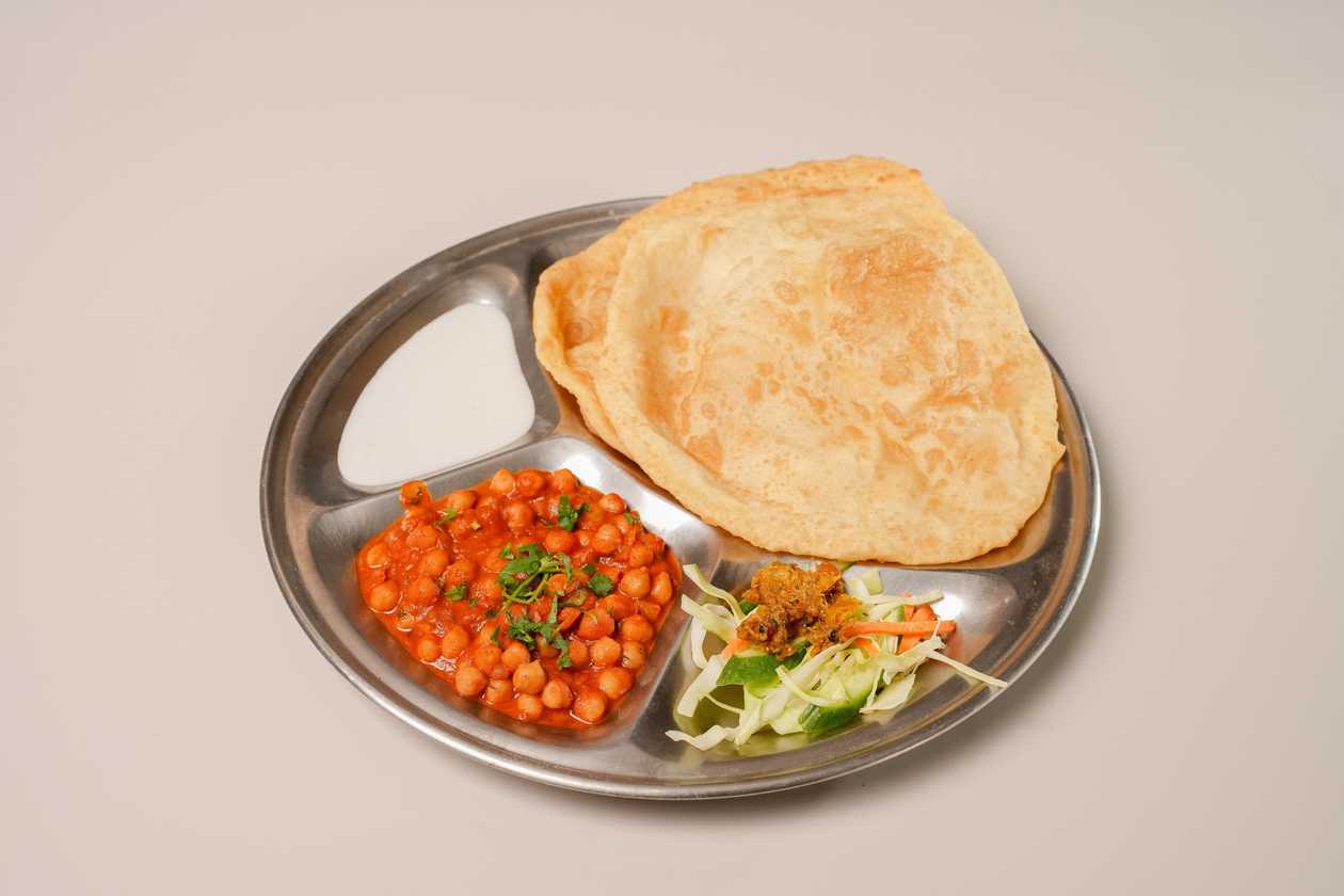 Chole Bhutra