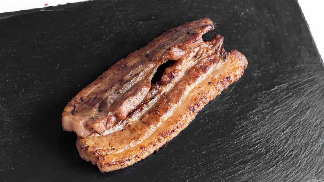 Grilled pork chest
