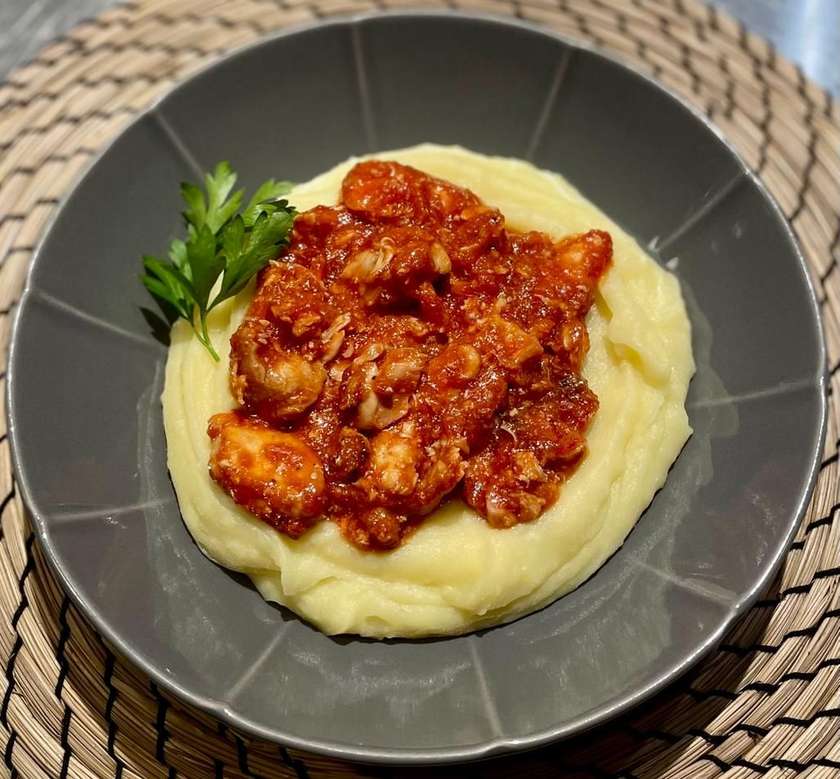 Ostropel de pui cu piure