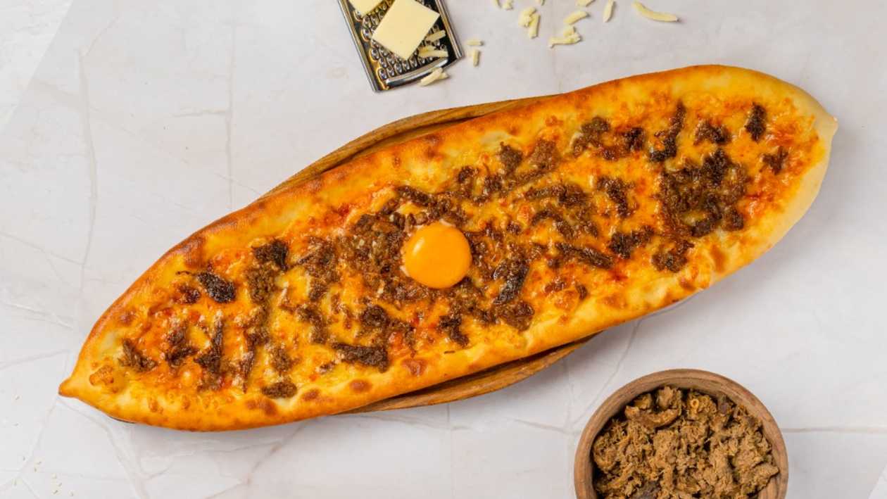 Qovurmalı pide