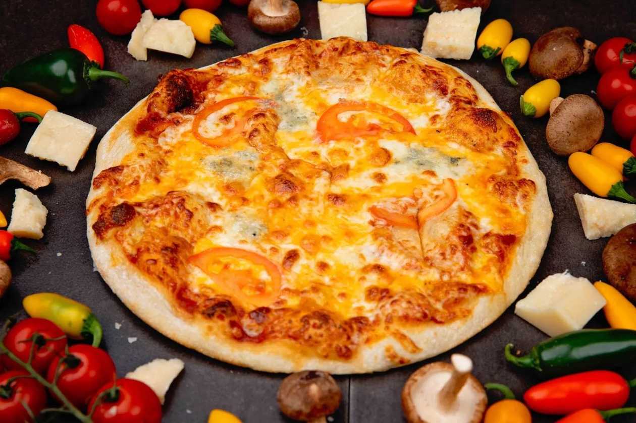 Pizza quattro formaggi