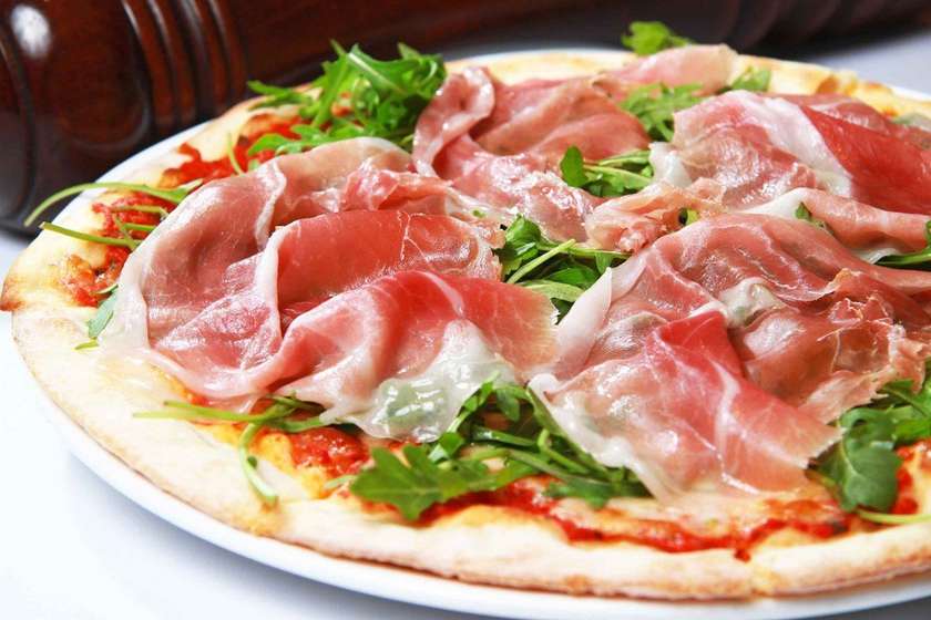 Pizza Con prosciutto crudo ( З Хамоном)