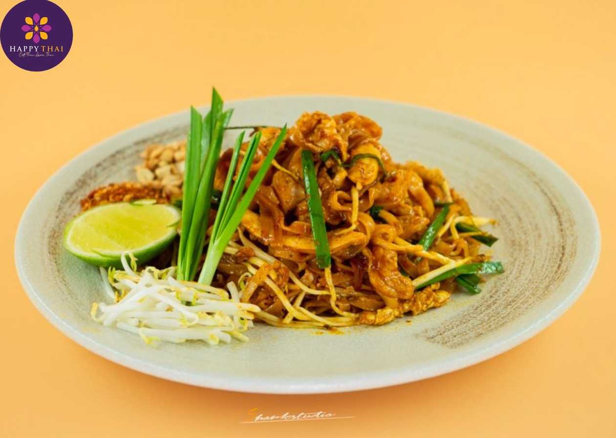 PAD THAI CHICKEN