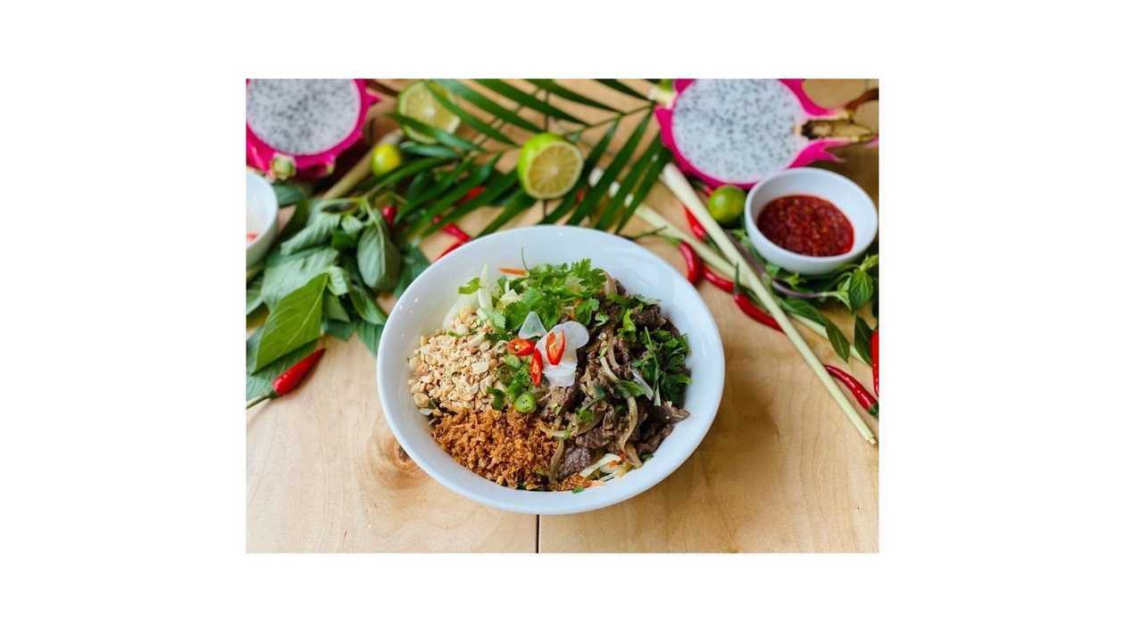 Bun Salad with Vegetables