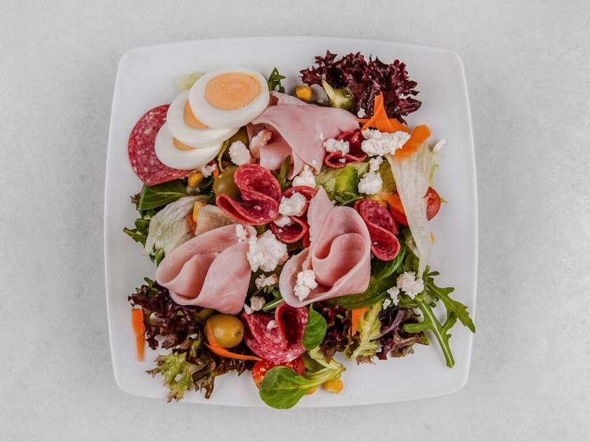 "Maxim" salad