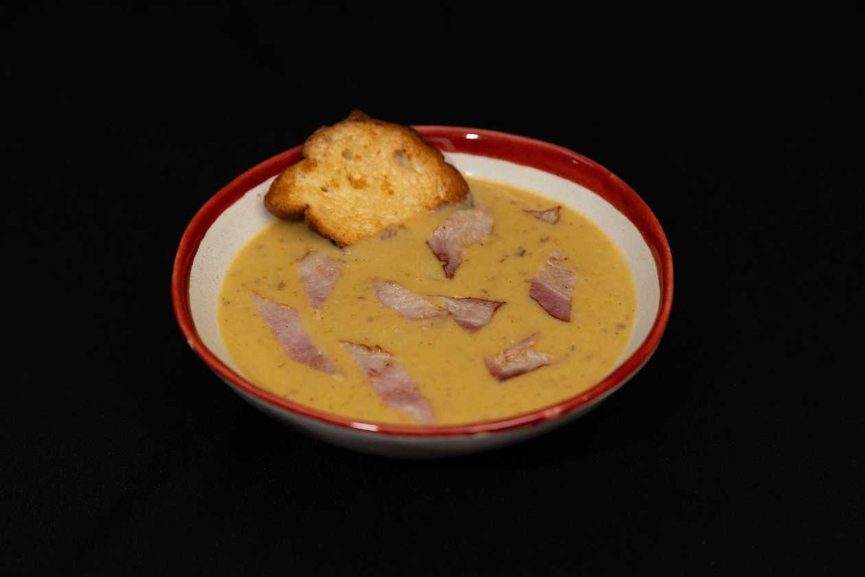 Canadian split pea soup