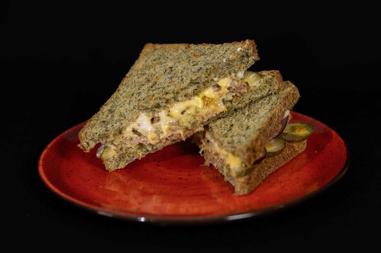 Сендвіч із шарпаною свининою