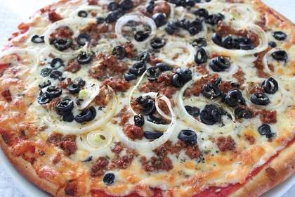 Family Margherita Pizza