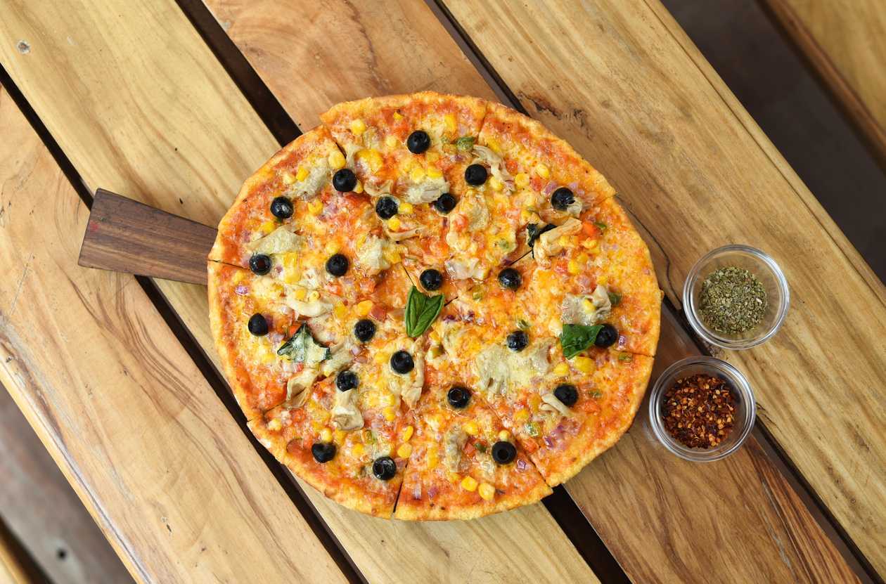 Chicken Delight Pizza