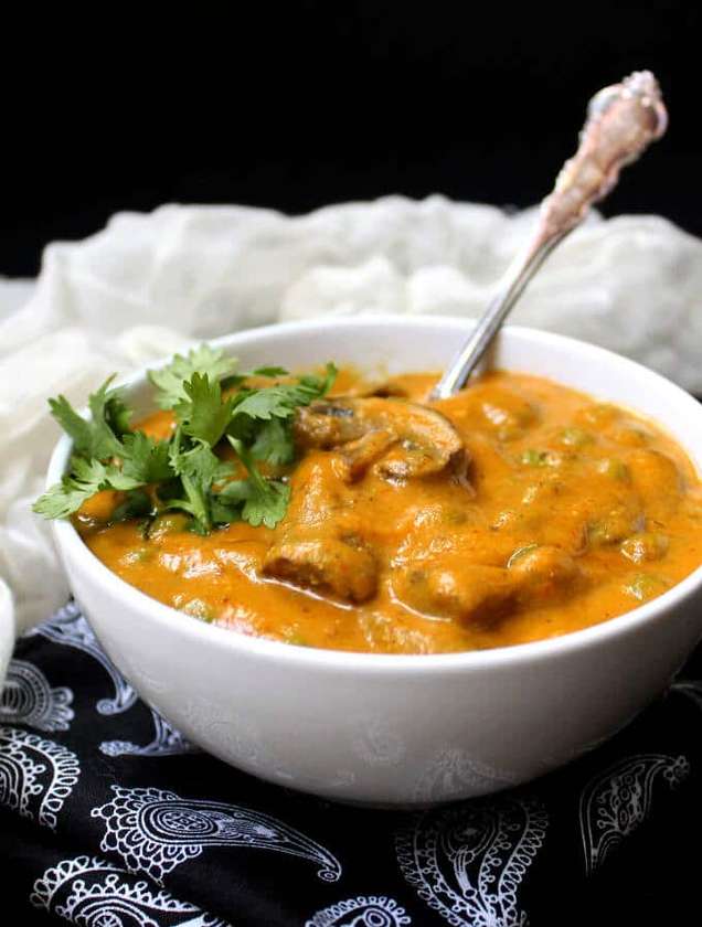 Matar Mushroom Makhani