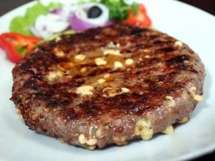 Pljeskavica gurmanska