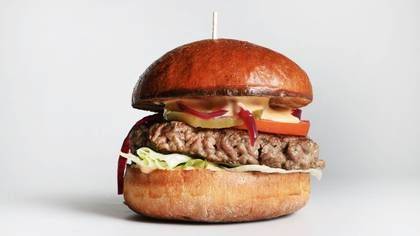 Classic burger + Coca-Cola free