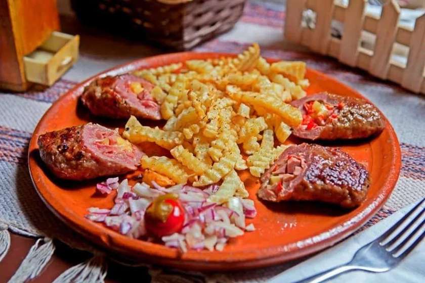 Pljeskavica umplută