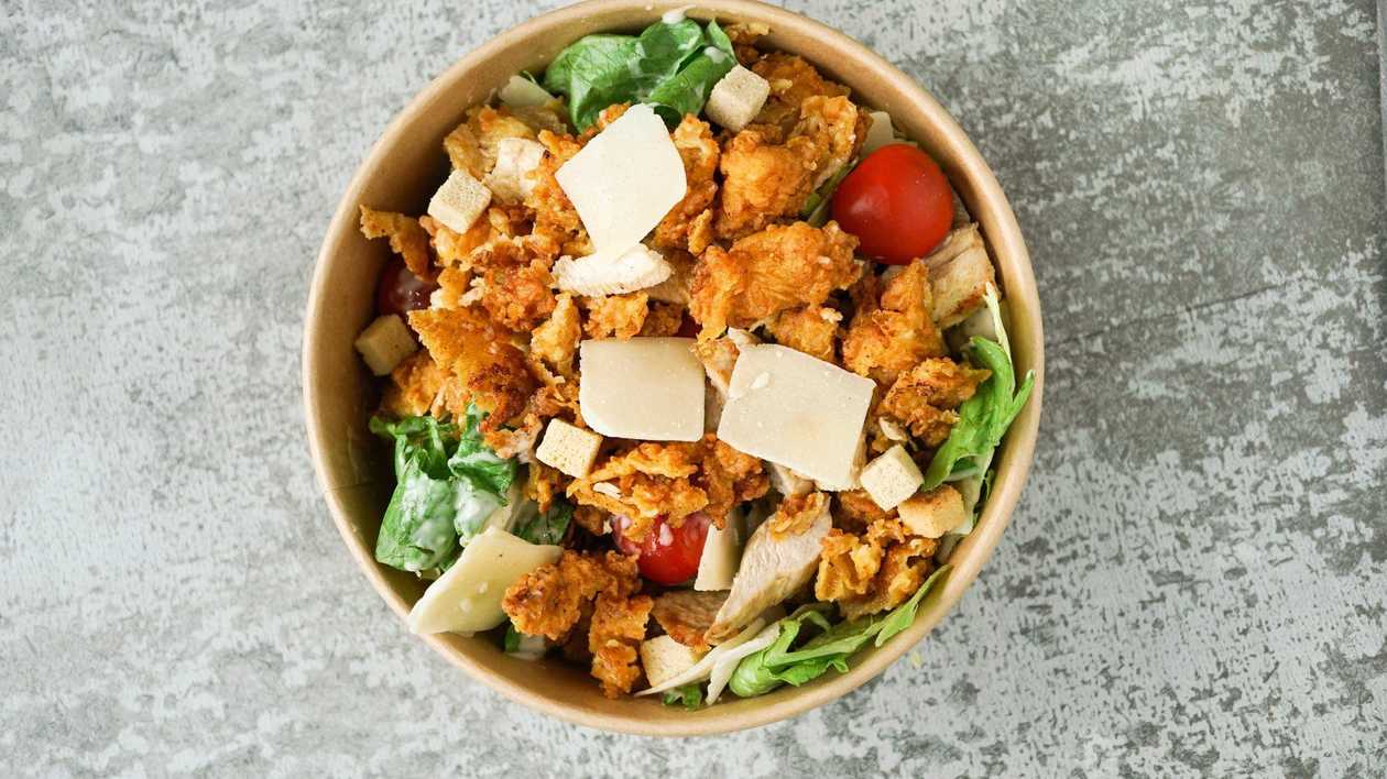 Caesar salad with chicken