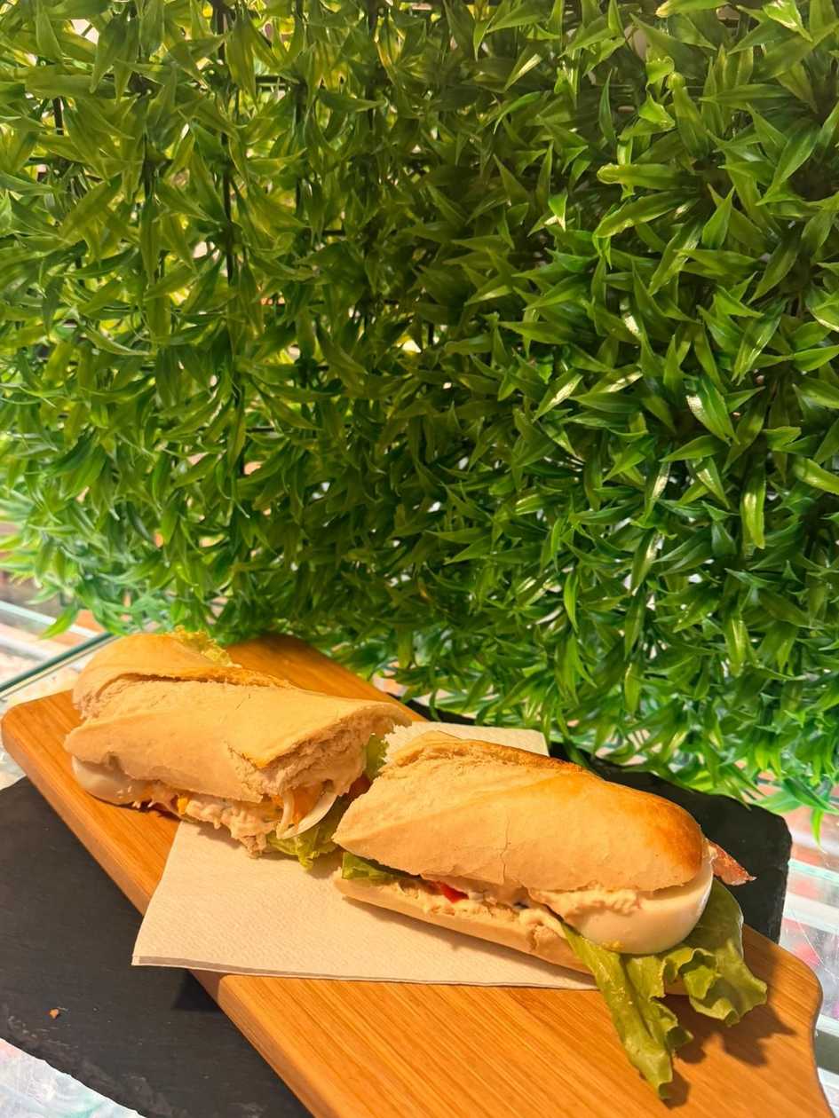 Baguette de Atum + Batata Frita