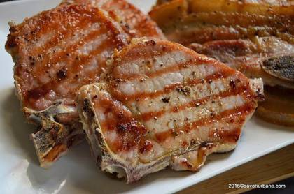 Cotlet de porc la grill cu garnitură la alegere