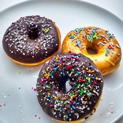 Three Pieces Donuts