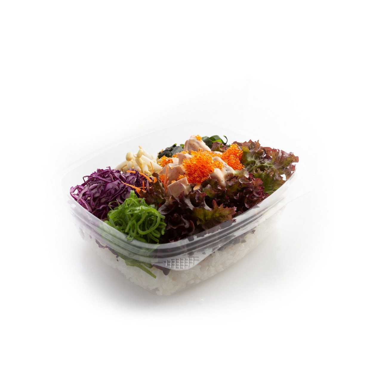 Poké bowl raw salmon