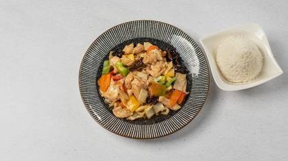A14. Szechuan-style chicken with rice