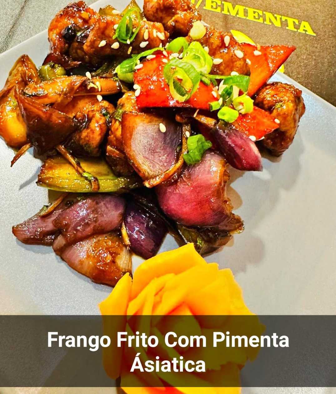 Frango Frito com Pimenta Asiática