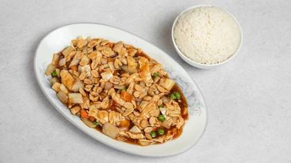 A7. Chicken “kung-pao” with rice