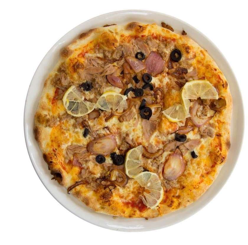Pizza tonno
