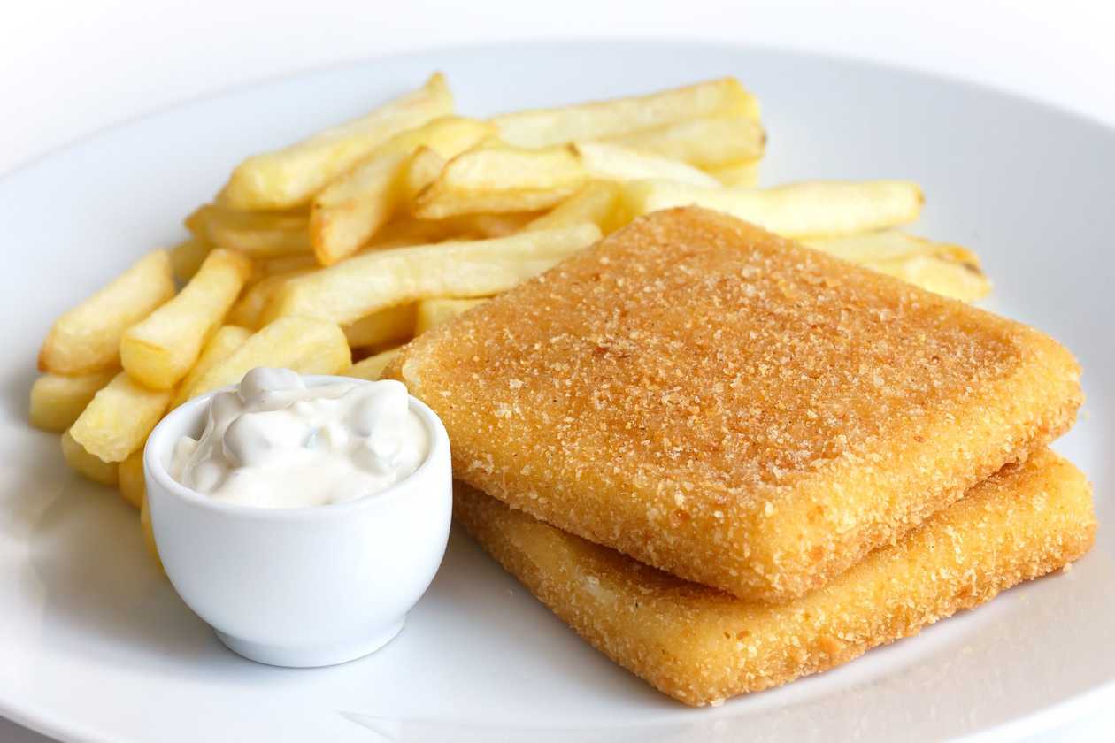 Fried cheese with homemade tartar sauce
