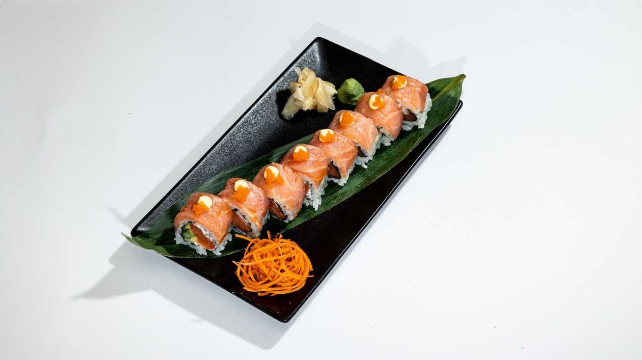 Smoked Salmon Roll
