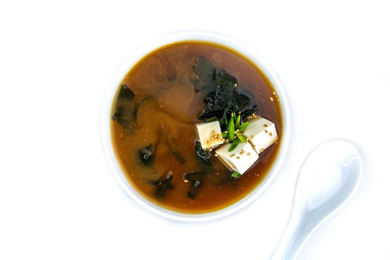 700. Мисо суп