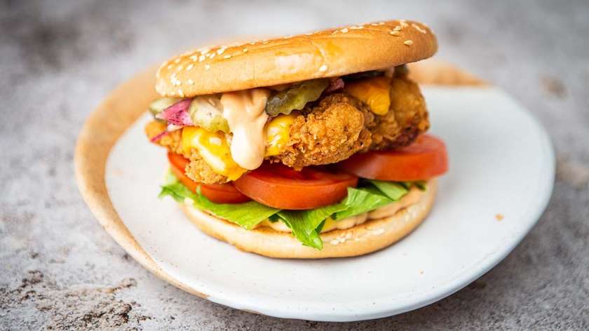 vürtsikas Krõbekana burger
