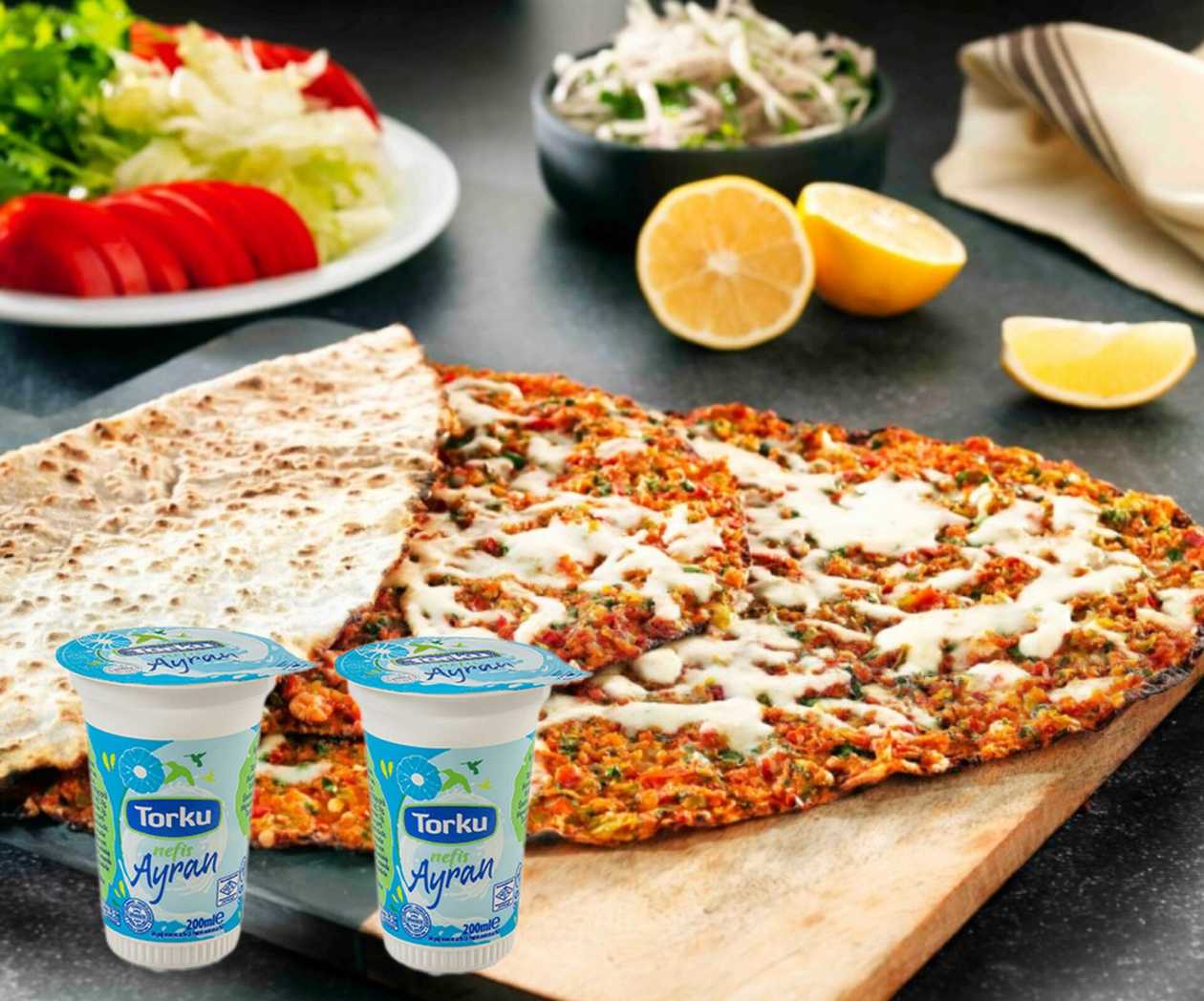 4 LAHMACUN PENDİRLİ   ( 35 cm.) + 2 AYRAN