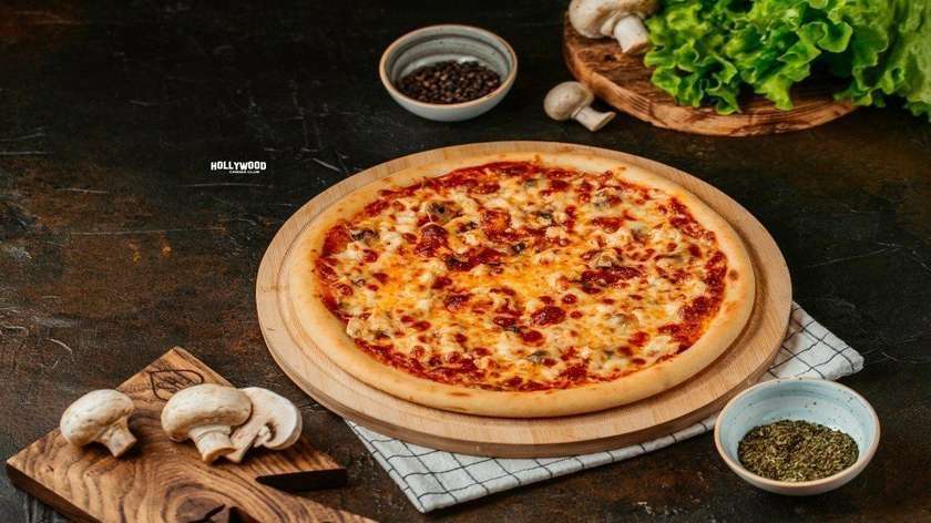 Pizza with Chicken and Mushrooms