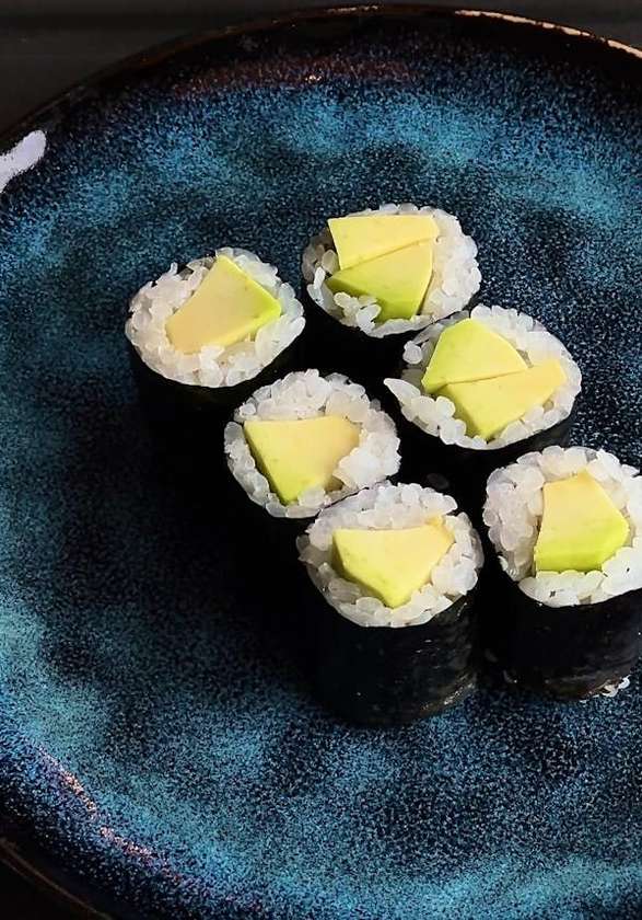Avocado Hosomaki