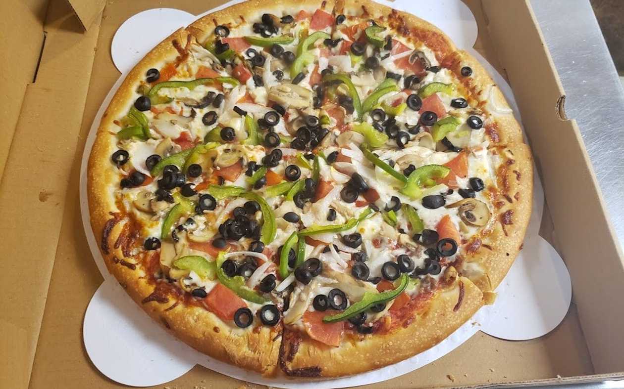 Veggie Supreme Pizza