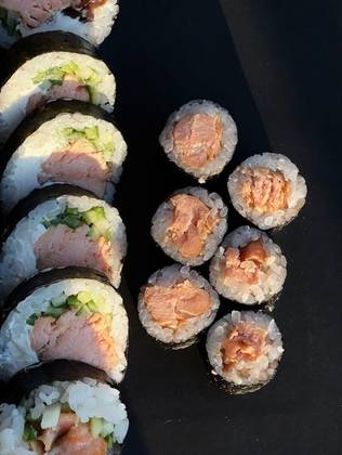 Roasted Salmon Hosomaki