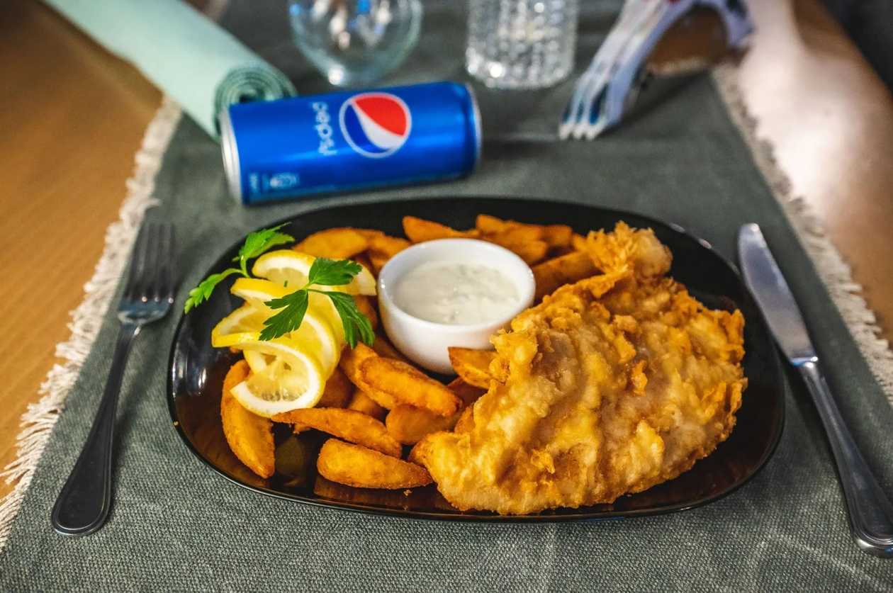 Fish & chips meal