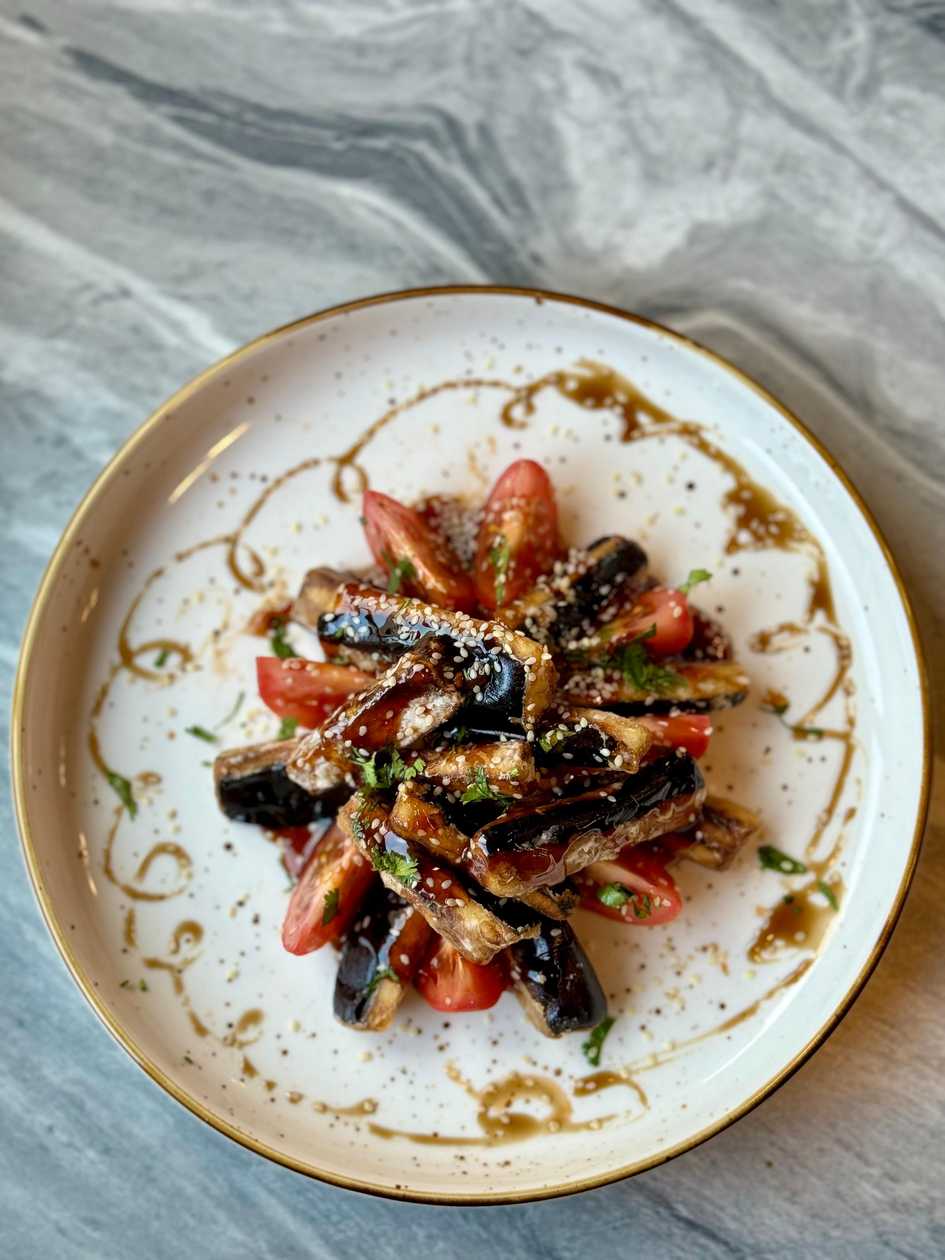 Xırtıldayan Badımcan Salatası