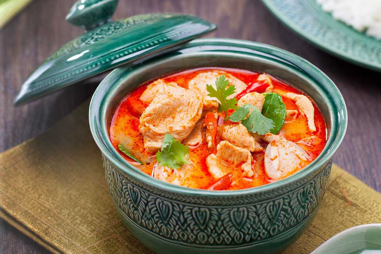 28.Tom Yum With Chicken
