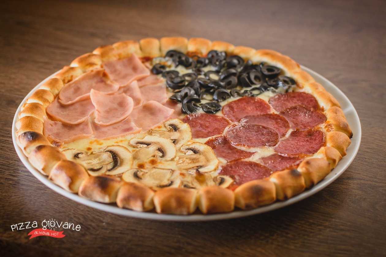 Quattro stagioni pizza