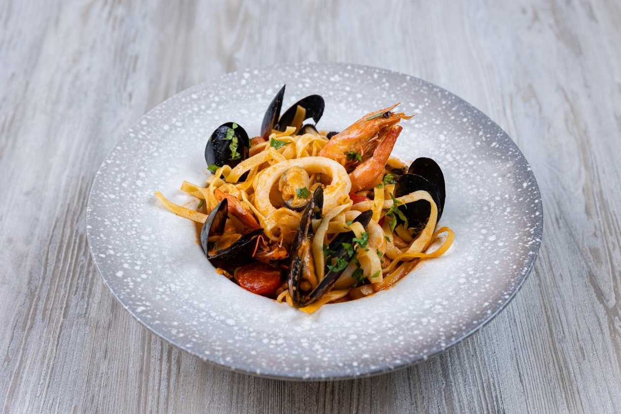 Seafood tagliatelle