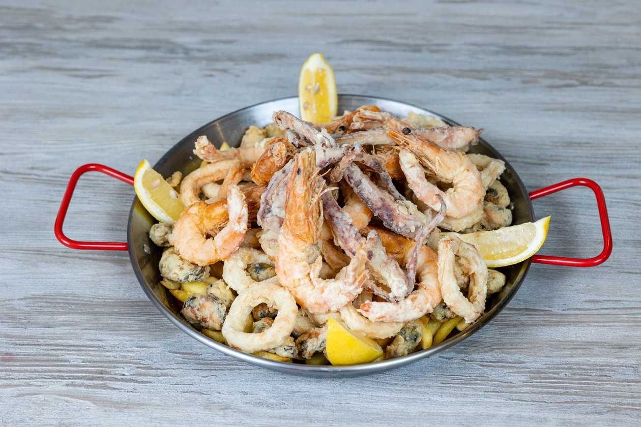 Tempura seafood platter for 2 people