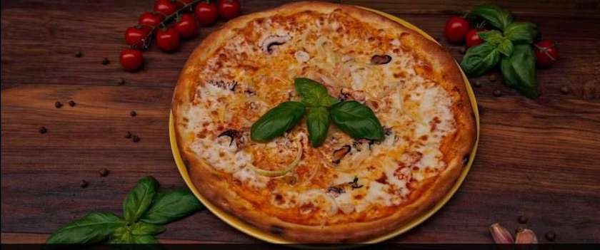 Pizza sea food mix