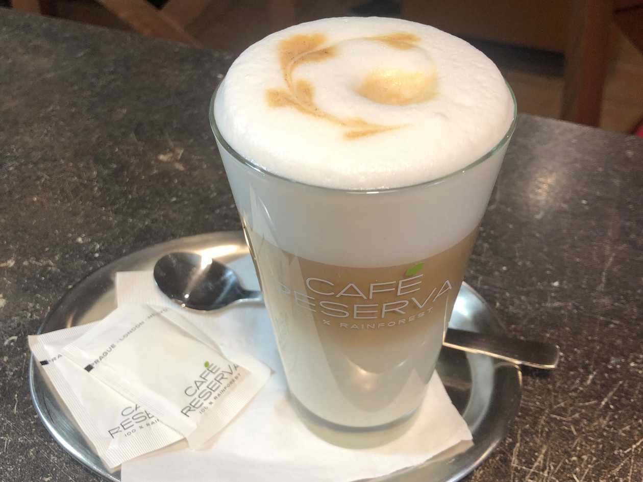 Cafe latté macchiatto