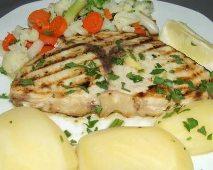 Swordfish Fillet with New Potatoes and Sautéed Vegetables