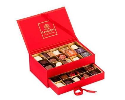 Jewelry Box with 30 Assorted Chocolates