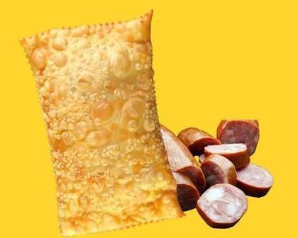 Pastel Calabresa com Queijo