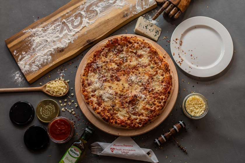 Pizza Cheese 32cm
