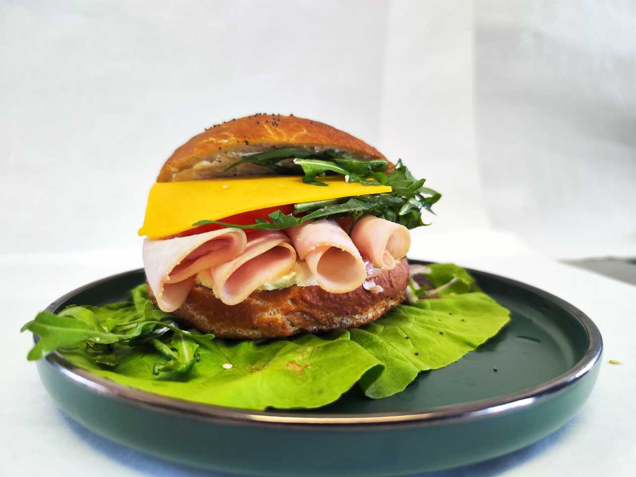 Turkey-Avocado Bagel
