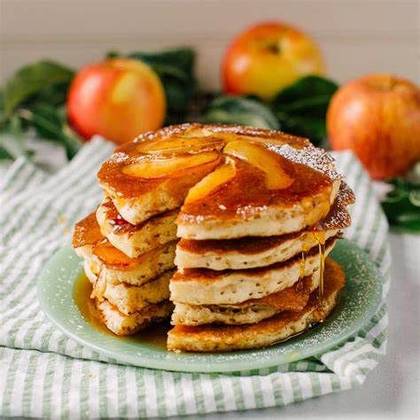 Pancake with Apple Filling