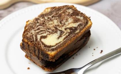 Marble Cake Slice
